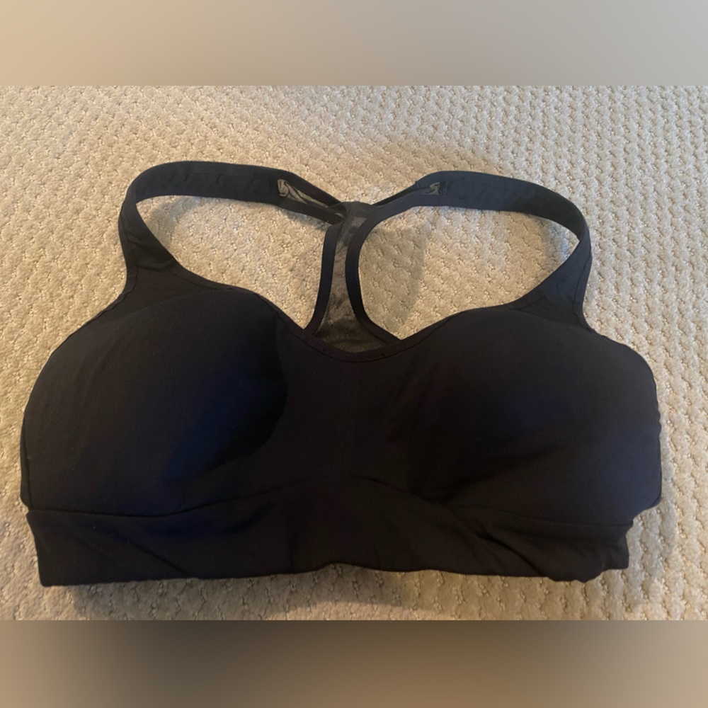 Lululemon padded bra size 8